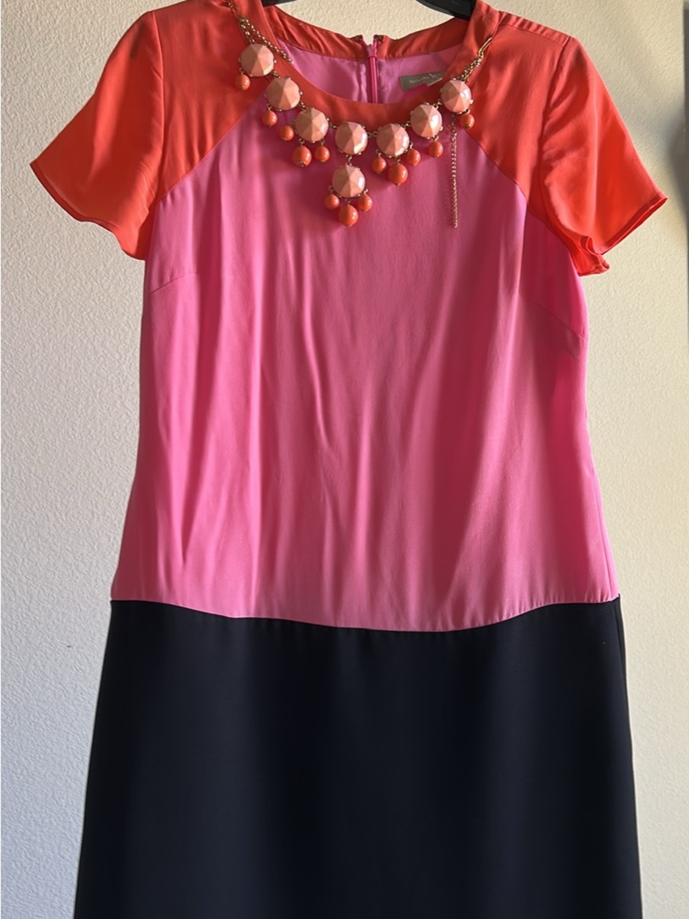 Women's Top Identification